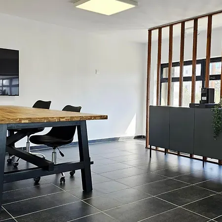 Phaedrus Living Mini Art House Matisse شقة نيقوسيا